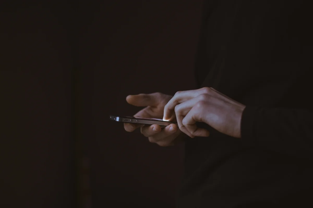 iPhone screen repair